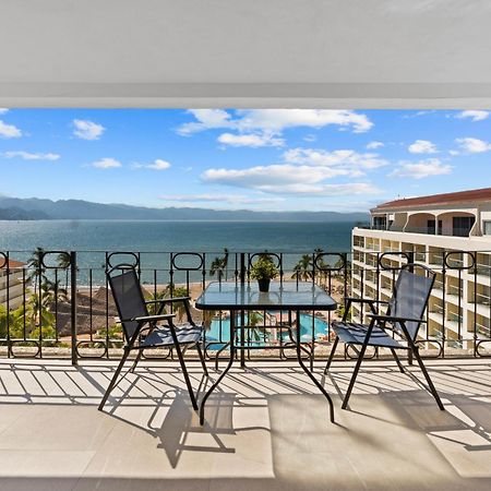 Luxury Condo Just Steps Away From The Beach! Puerto Vallarta Dış mekan fotoğraf